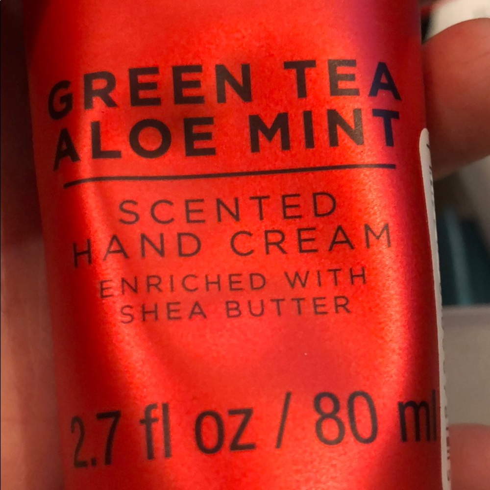 Hand cream - Picture 3 of 3